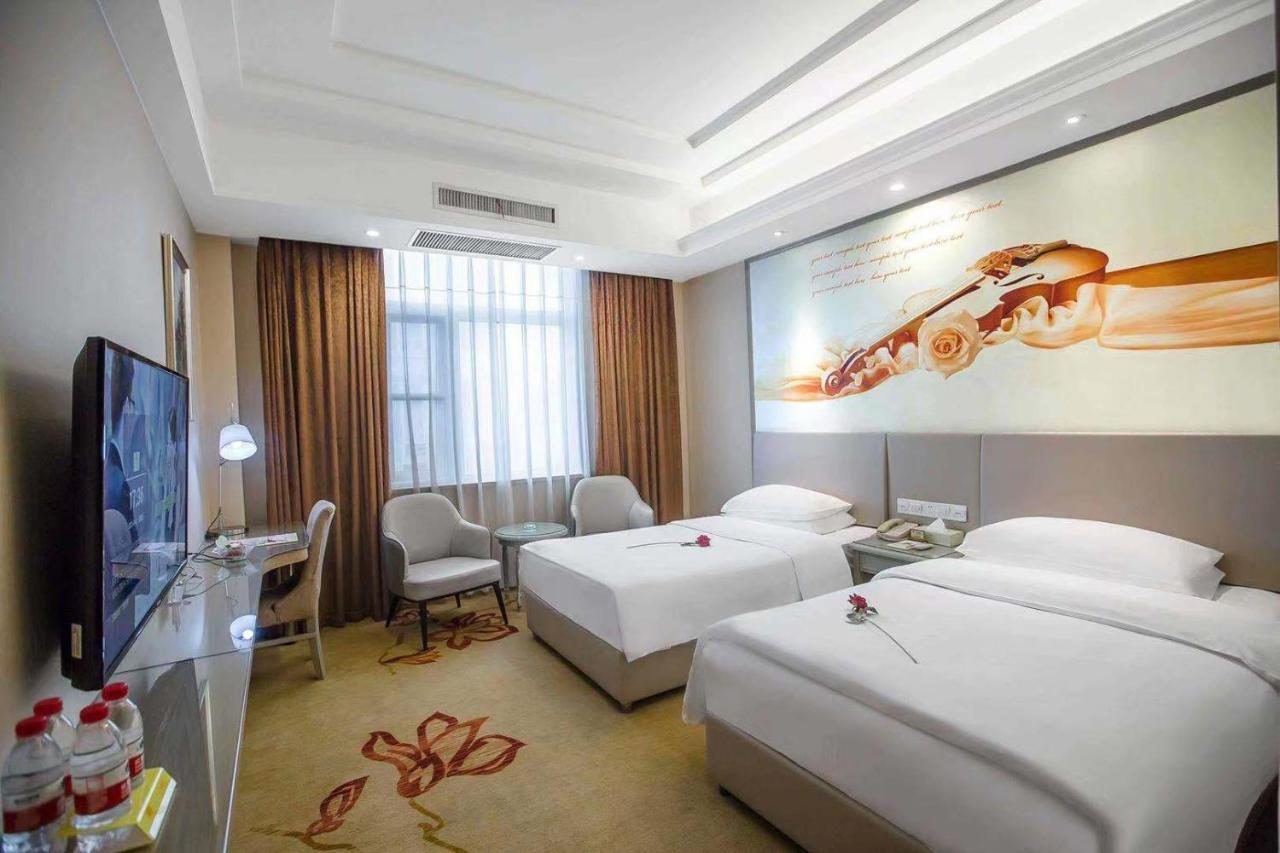 Vienna Hotel Nanyang People Road Exterior foto